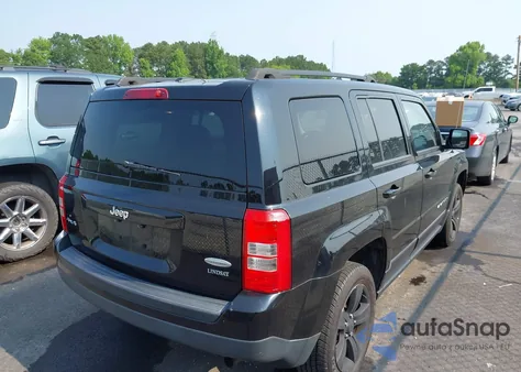2015 Jeep Patriot Latitude z USA, uszkodzony, nr VIN 1C4NJRFB3FD189910